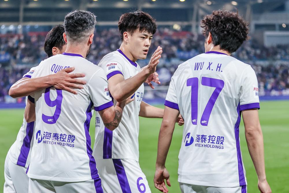 足球基尔曼全解析战术风格成长历程与未来潜力展望解析